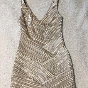 Max and Cleo dress